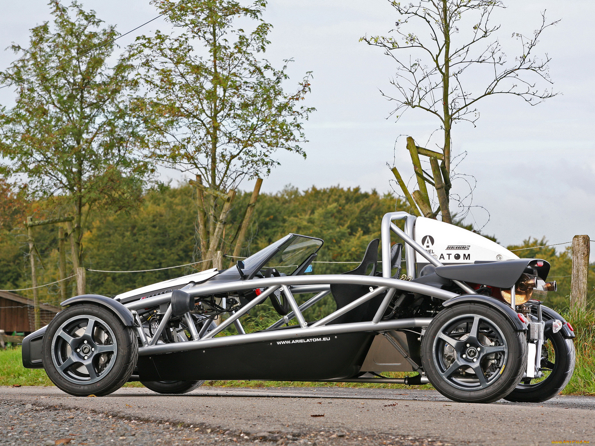 , ariel, atom